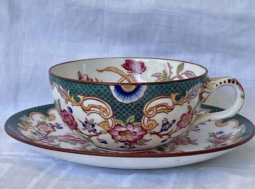 Tasse sous the en - tasse, a