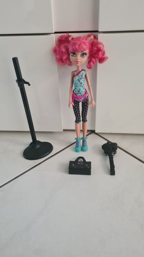 Poupée monster high howleen - monster,
