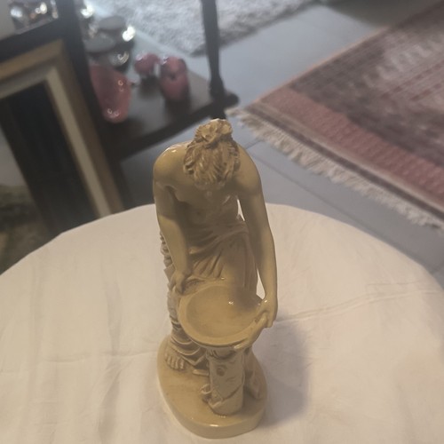 Figurine décorative femme