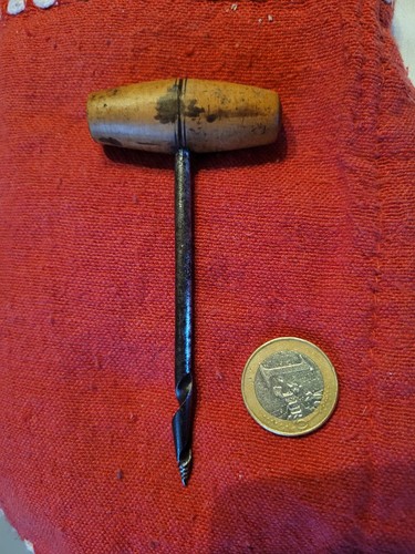 Ancienne vrille bois et - vrille,