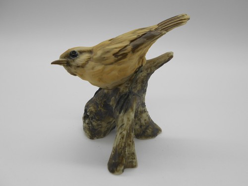 Figurine en biscuit - (,