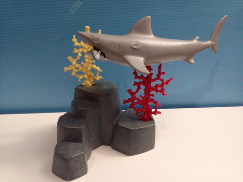 Sympa rocher requin - rocher,