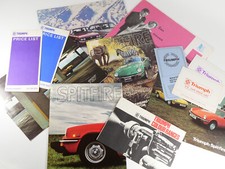TRIUMPH BROCHURES / DÉPLIANTS