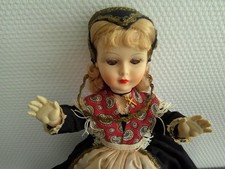 VINTAGE  POUPEE  BELLA HT 30