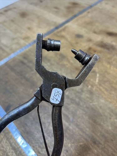 758 old tool - outil, ancien