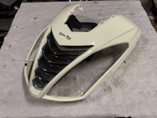 CARENAGE AVANT / TETE DE