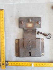 Grosse serrure pour malle