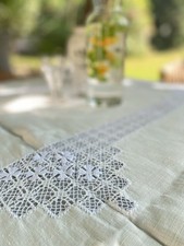 Magnifique ensemble Nappe 6