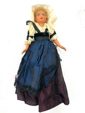 POUPÉE SOUVENIR - VIGNERONNE