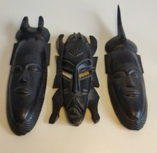 Lot de 3 masques statues