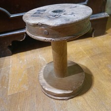 ancienne bobine en bois de