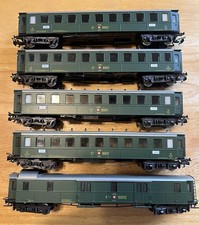 Marklin HO SBB Passenger Car Lot - Baggage Car & 3rd Class Coaches.