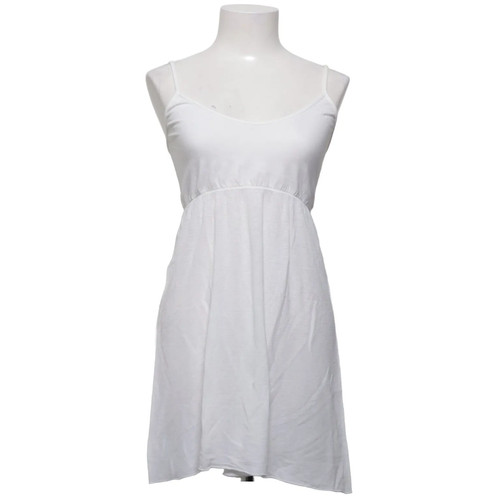 Sarah pacini sous robe - sarah, pacini,