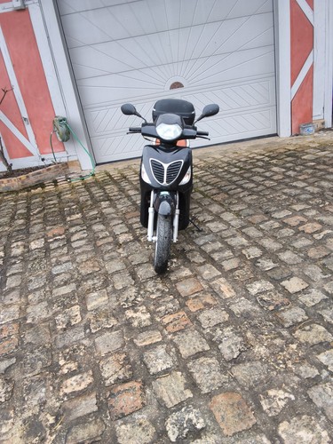 Vendre toute pièces scooter - toute,