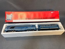 Ancienne locomotive diesel et