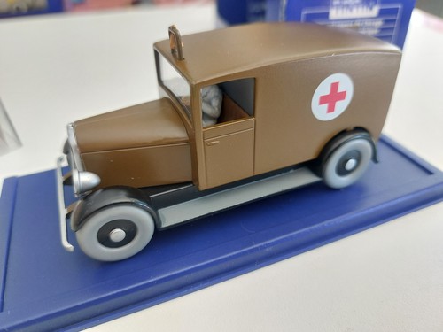 Voiture tintin ambulance de - tintin,
