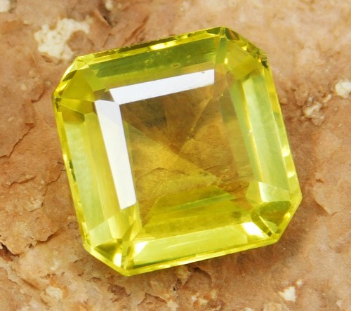 Saphir jaune naturel - , non