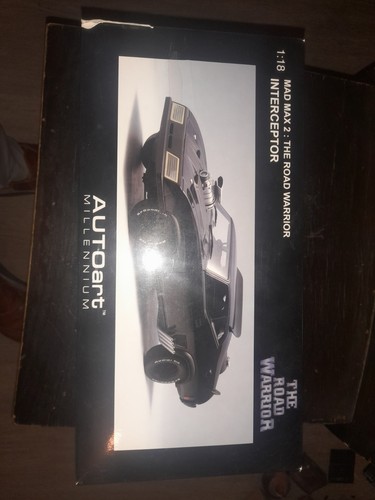 Mad max autoart 18 - max, 2