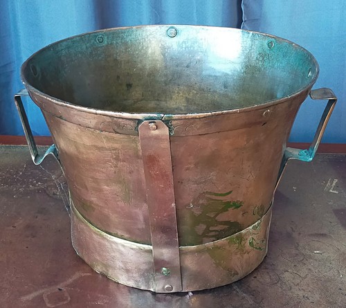 Ancien ferrat seau mesure - , à