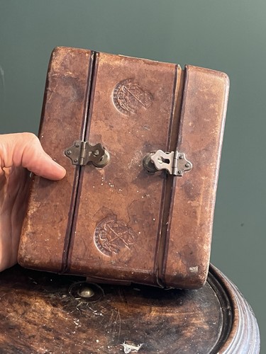 Cartouchière etui de chasse - etui,