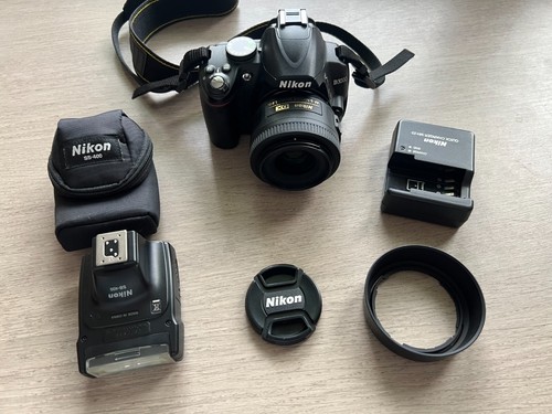 Nikon d3000 avec objectif - d3000, af-s