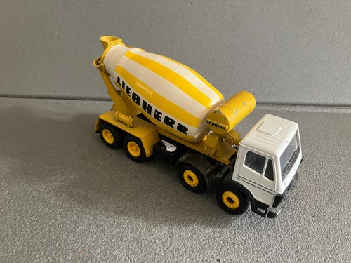 Ancienne miniature camion - miniature,
