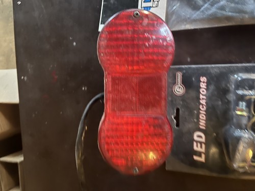 Suzuki 35710 tail light - suzuki,