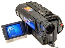 Sony Handycam Vision CCD-TRV27E PAL Video8 XR Hi8 Video Camera Camcorder