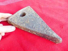 drole de coin avec un trou