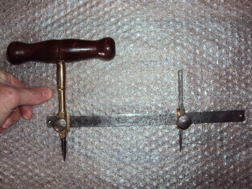 Objet outil ancien - outil,