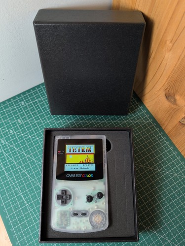 Nintendo game boy - boy, color