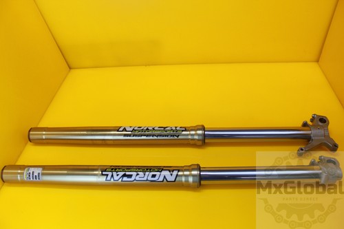 2007 2009 suzuki - suzuki, right