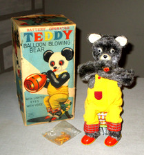 1950'S BATTERY OPERATED TOY- TEDDY THE BALLOON BLOWING BEAR-APLS- JAPAN -WORKS