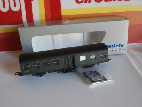 Aspect neuf plm sncf voiture - neuf,