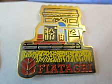 PIN'S AGRICULTURE / TRACTOR / COMBINE / FIATAGRI / HARVEST FIELDS ELYSEES
