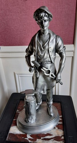 Ancienne statue forgeron en - forgeron,