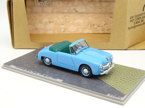 Bizarre résine panhard - bizarre,