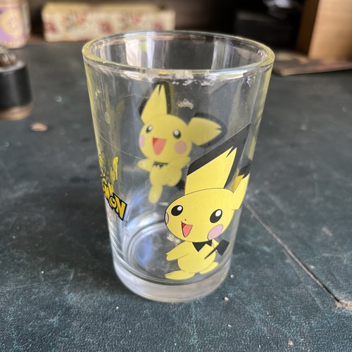 Brocante n51 verre - brocante, pokémon