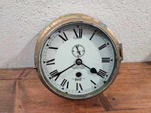 Pendule cloison - de,