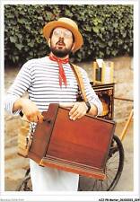 AJJP8-0711 - PROFESSION - INTERNATIONAL FESTIVAL OF MECHANICAL MUSIC - FRENCH