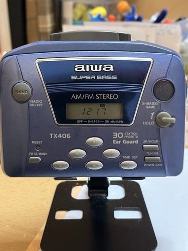 Aiwa portable radio - aiwa,