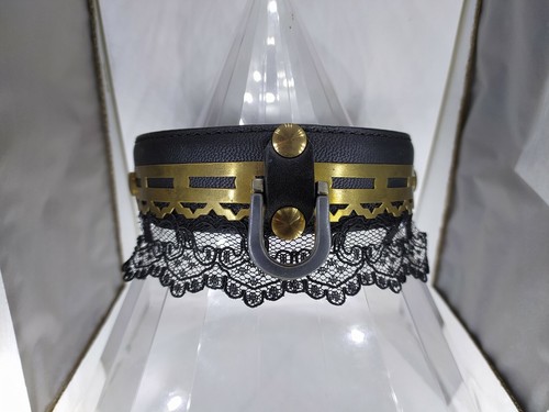 Collier ras cou anneau - de,