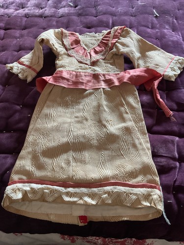Robe ancienne poupée - robe,