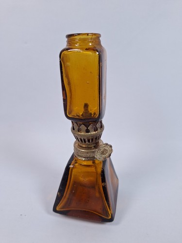 Ancienne petite lampe - ancienne, huile