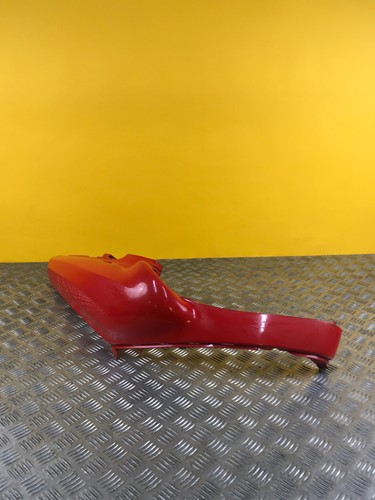 Carénage sous selle droit - sous,