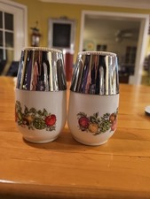 Vintage GEMCO Milk Glass Spice of Life Salt and Pepper Shakers