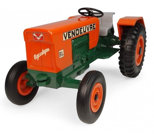 Universal hobbies tracteur - -,