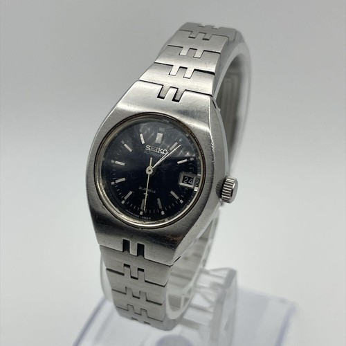 Montre bracelet ronde - ronde, noire