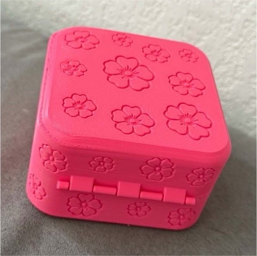 Boîte bijoux fleurie avec - boîte,