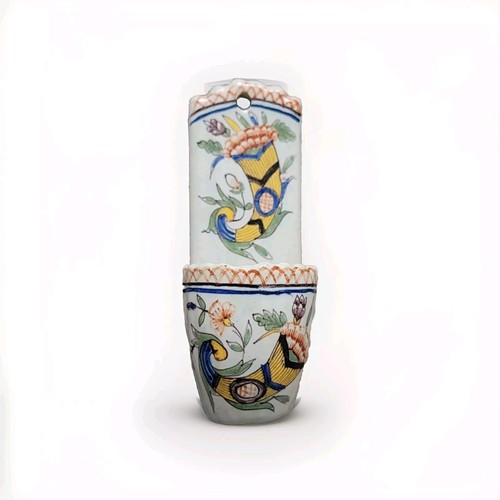 Petite bouquetière ancienne - petite,